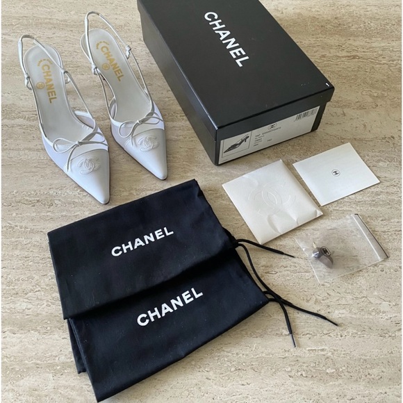 Chanel White Women's Shoes - Picture 2 of 8